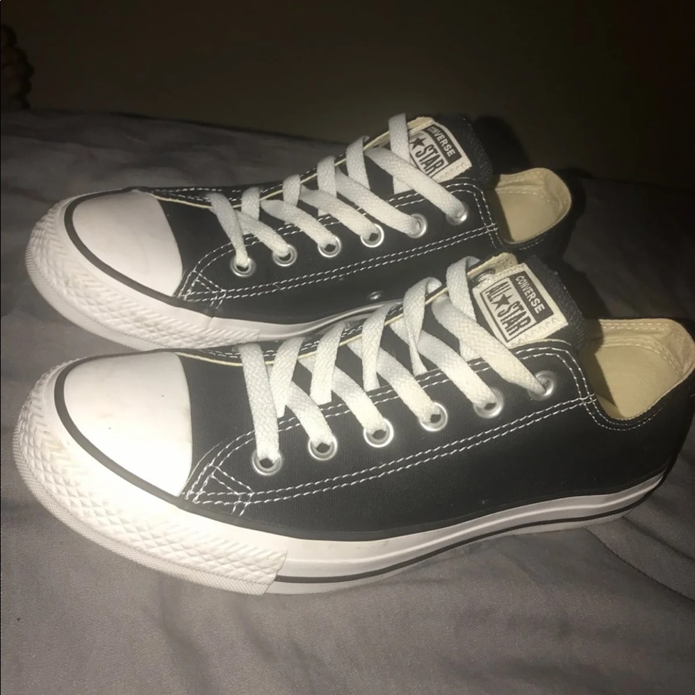 Black converse NEW